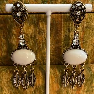 💜3/$10 Boho Flapper Filagree Drop Earrings